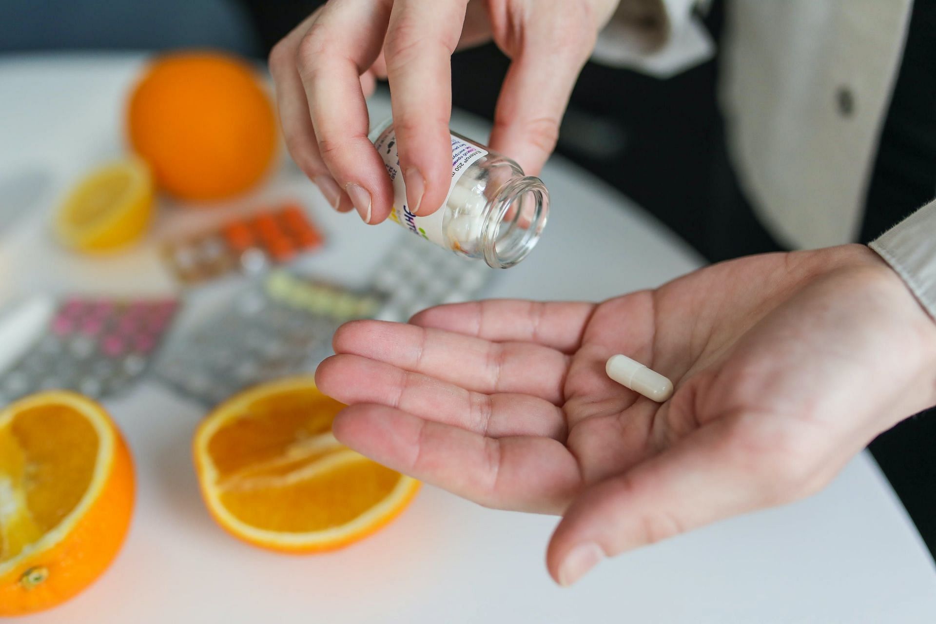 Vitamins for weight loss (image sourced via Pexels / Photo by polina)